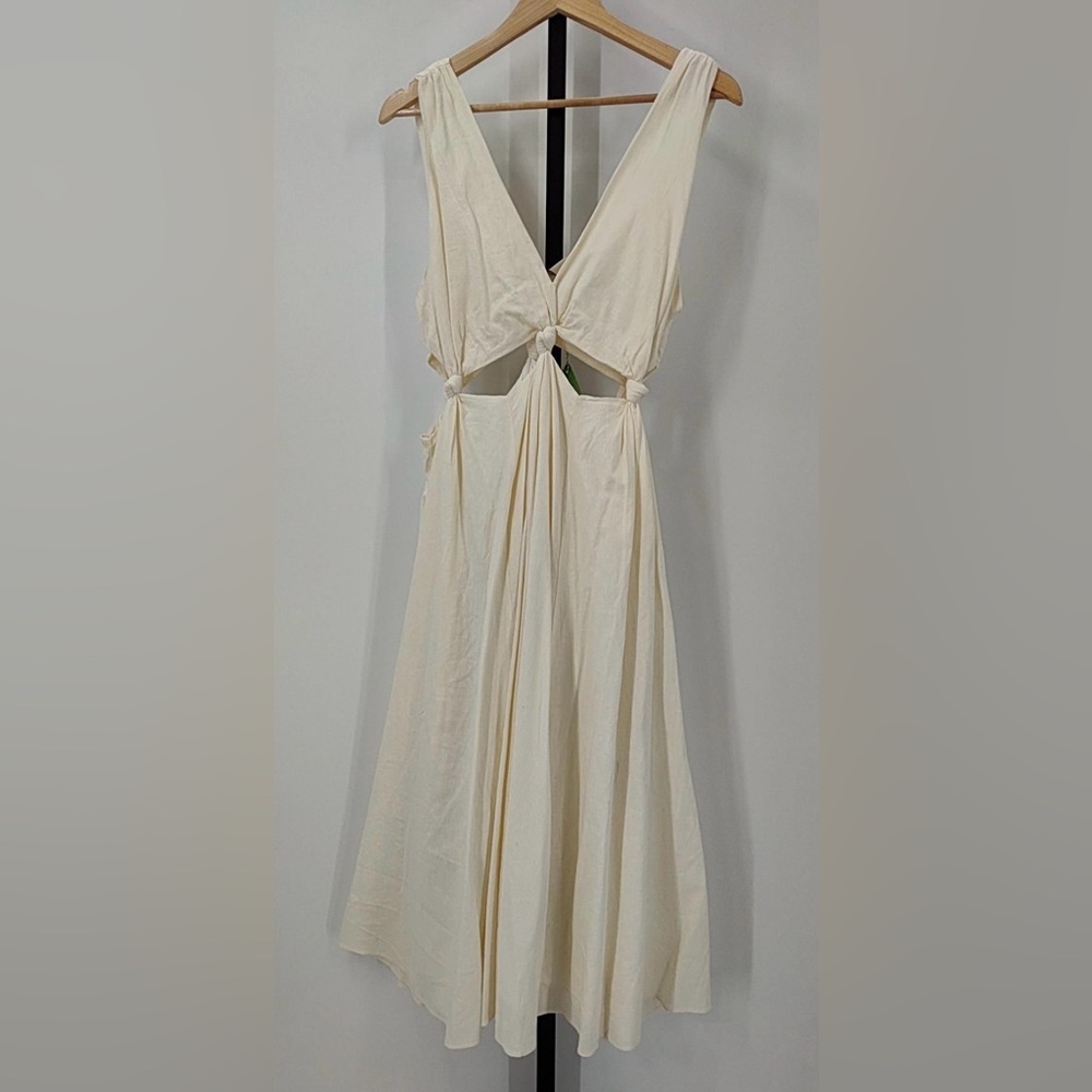 Farm Rio White Cut Out Midi Dress - Picture 3 of 4